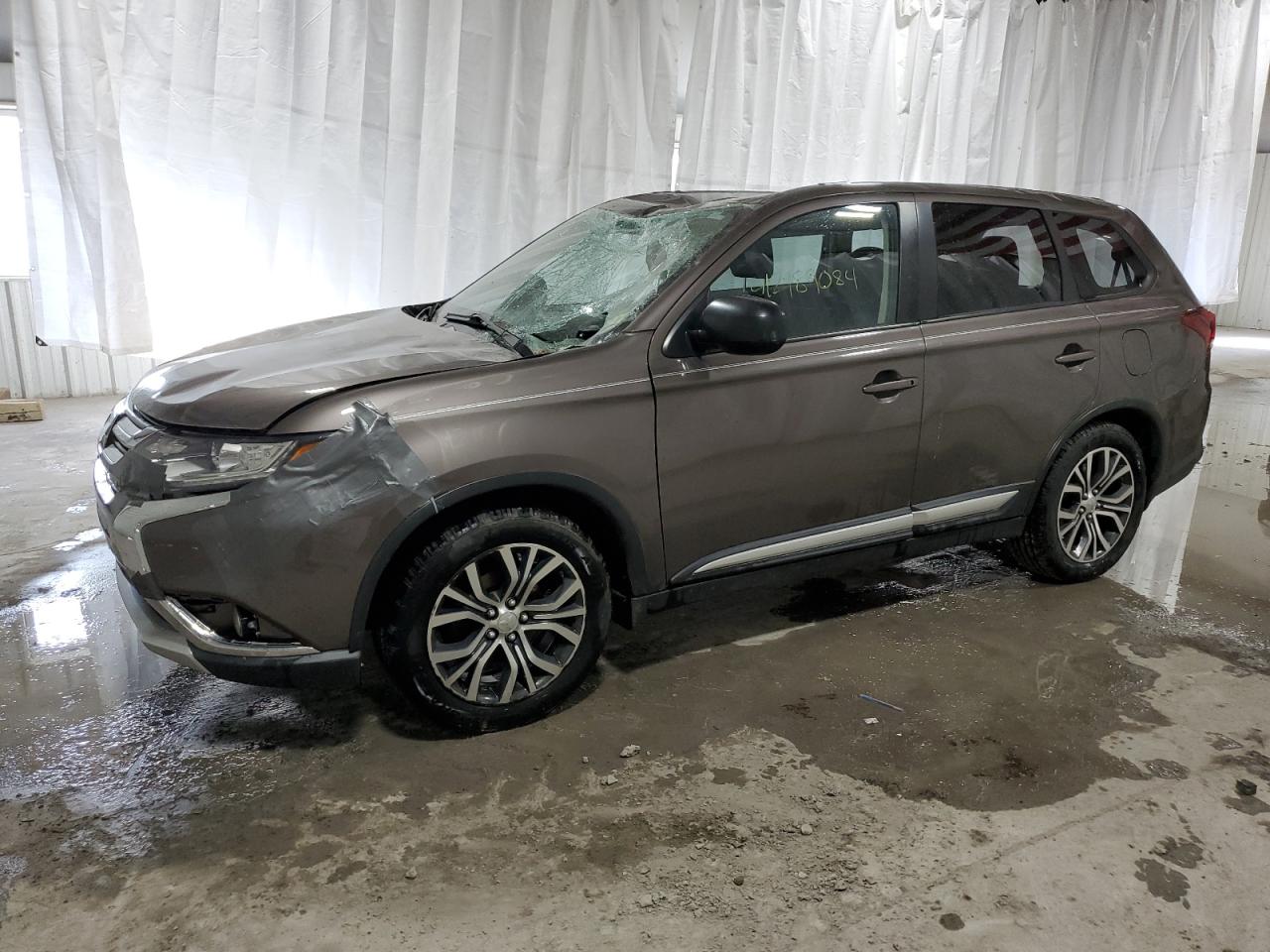 MITSUBISHI OUTLANDER 2016 ja4az3a33gz043445