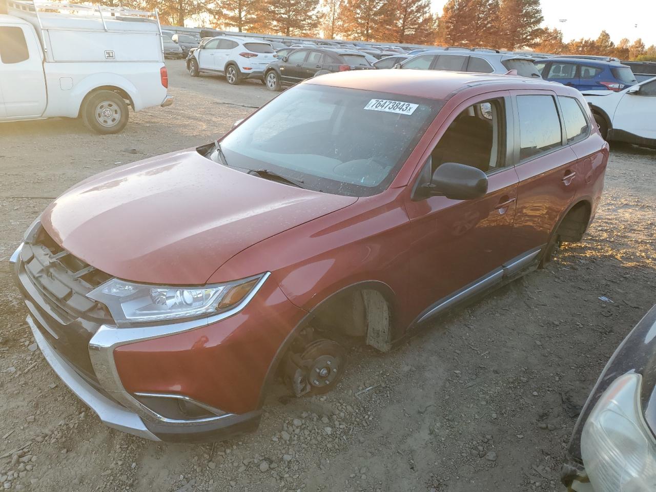 MITSUBISHI OUTLANDER 2018 ja4az3a33jz058325