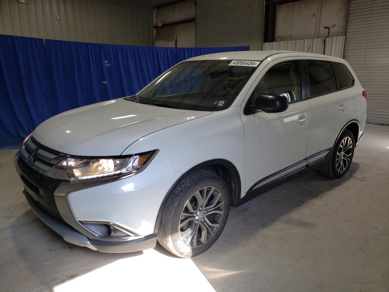 MITSUBISHI OUTLANDER 2016 ja4az3a34gz030669