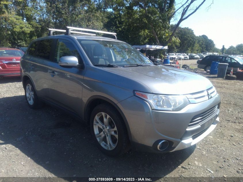 MITSUBISHI OUTLANDER 2015 ja4az3a38fz000444