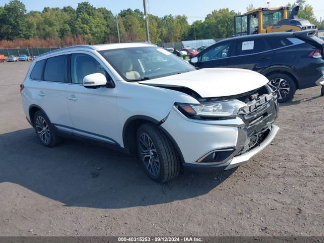 MITSUBISHI OUTLANDER 2017 ja4az3a38hz012631