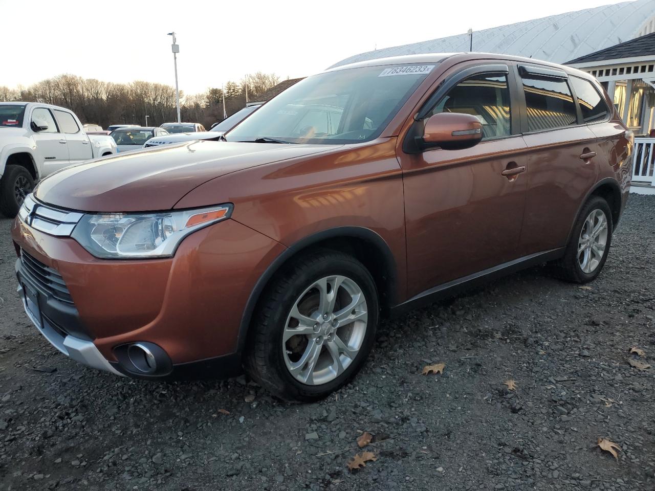 MITSUBISHI OUTLANDER 2015 ja4az3a39fz011839