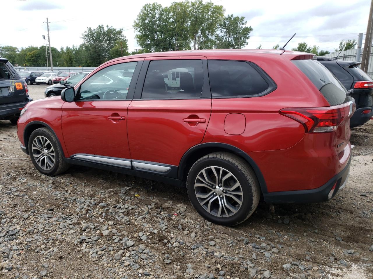 MITSUBISHI OUTLANDER 2016 ja4az3a39gz016024