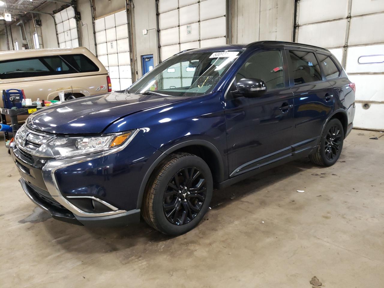 MITSUBISHI OUTLANDER 2018 ja4az3a39jz023952