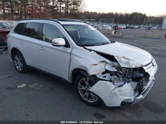 MITSUBISHI OUTLANDER 2015 ja4az3a3xfz009758