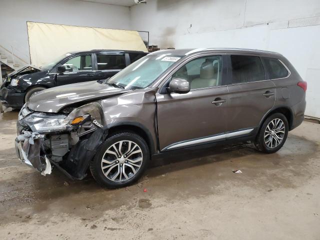 MITSUBISHI OUTLANDER 2017 ja4az3a3xhz052371