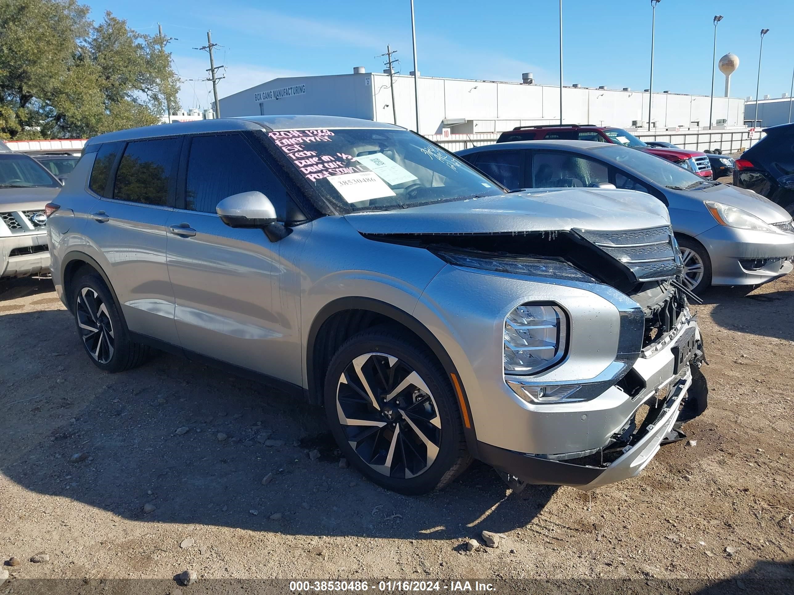 MITSUBISHI OUTLANDER 2023 ja4j3ua89pz013563