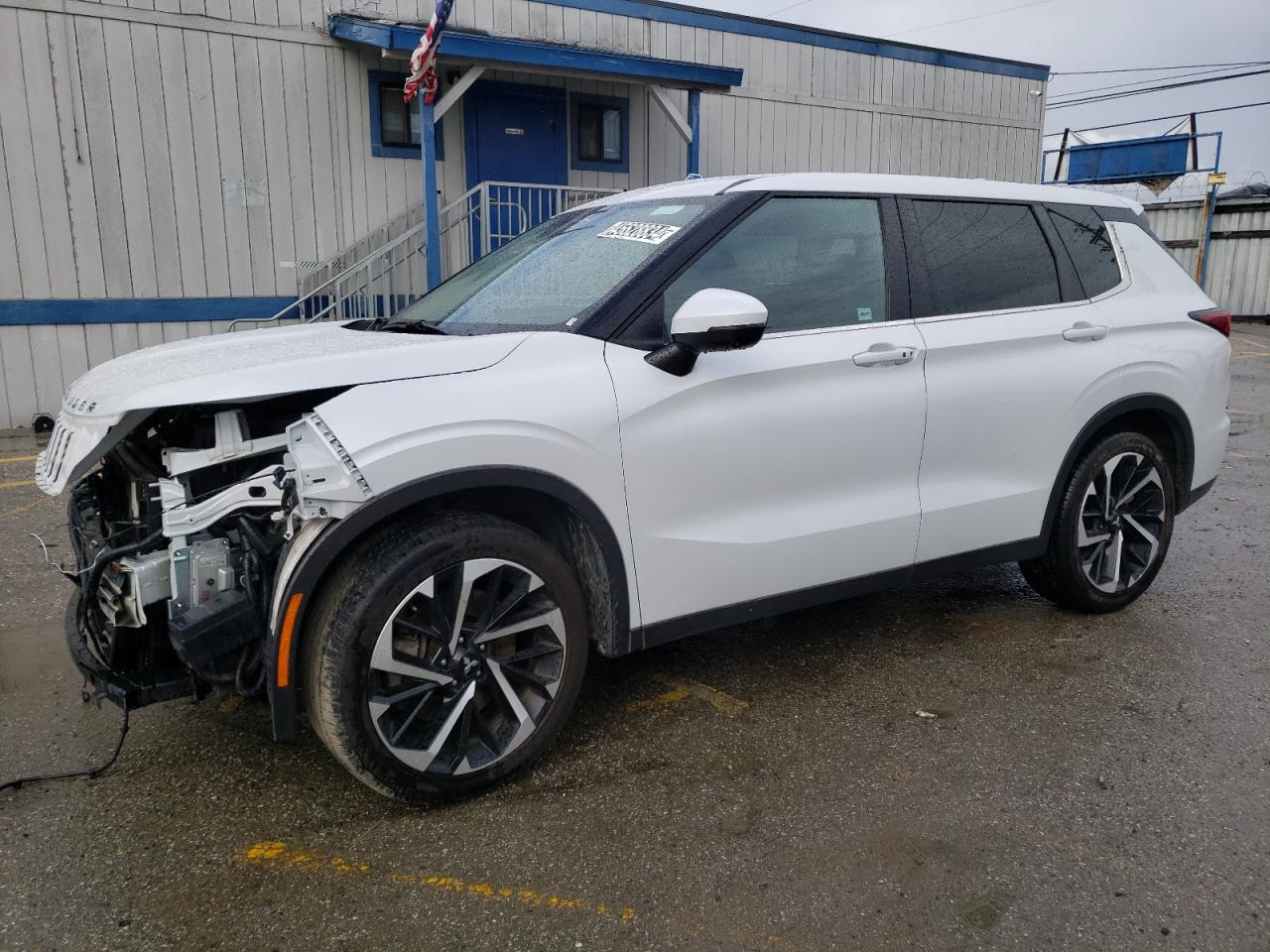 MITSUBISHI OUTLANDER 2022 ja4j4ua87nz032039