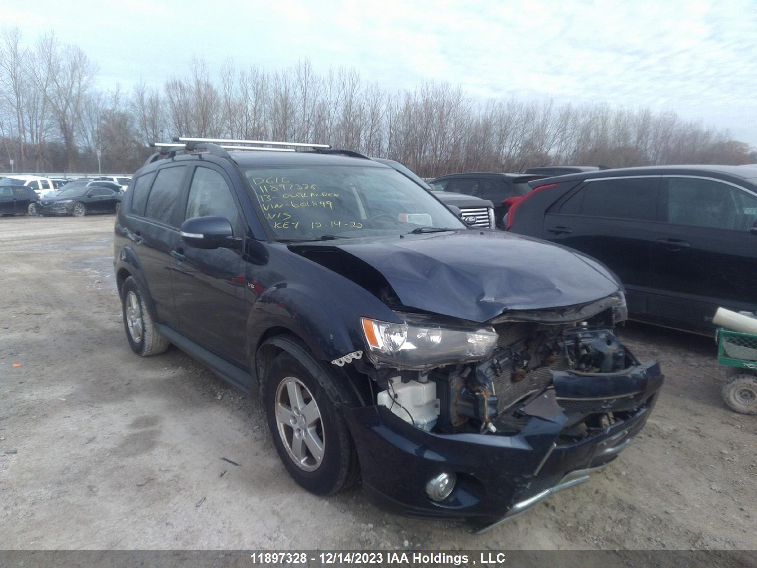 MITSUBISHI OUTLANDER 2013 ja4jt3axxdu601899