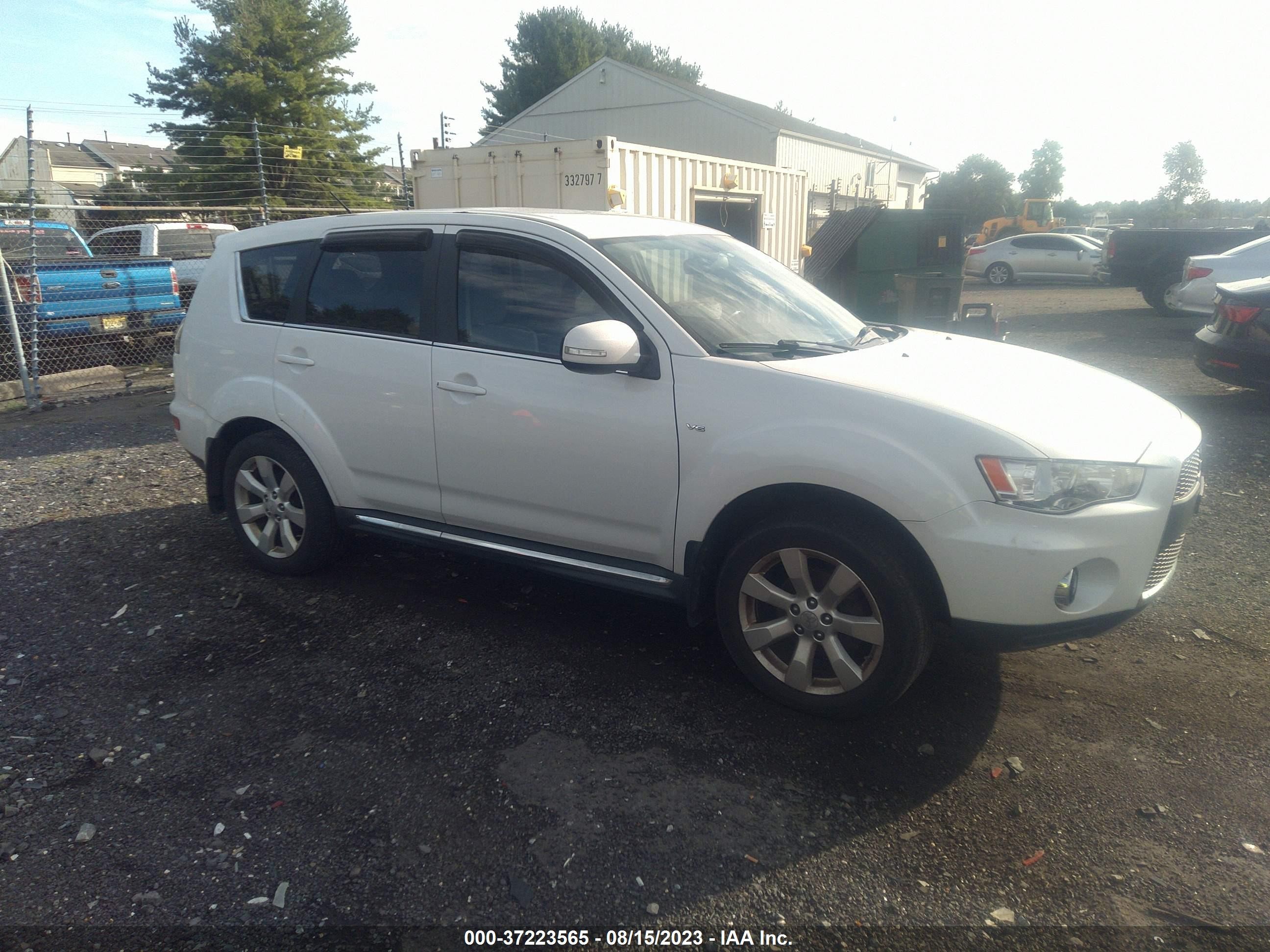 MITSUBISHI OUTLANDER 2011 ja4jt5axxbu008326