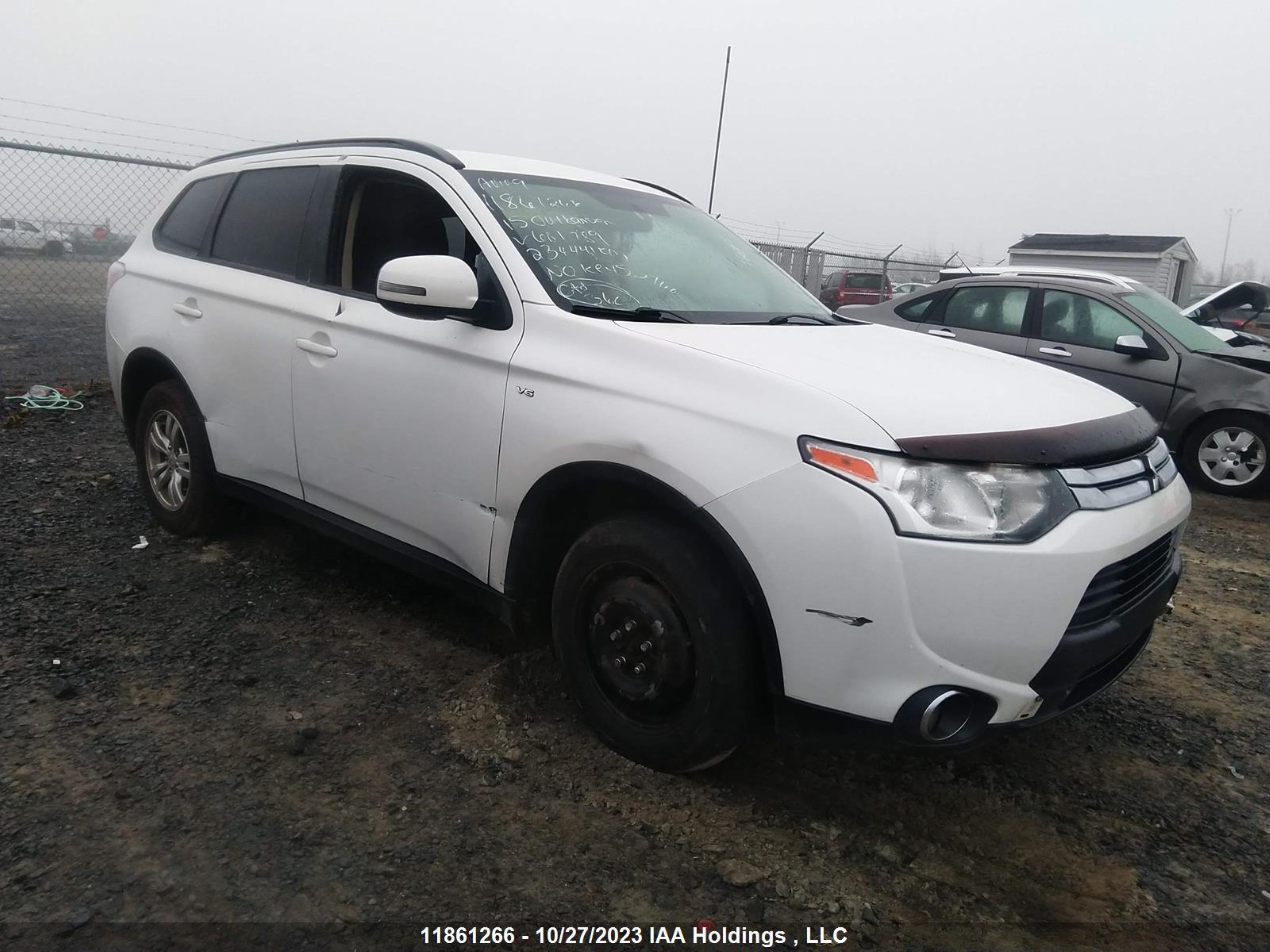 MITSUBISHI OUTLANDER 2015 ja4jz3ax8fz601789