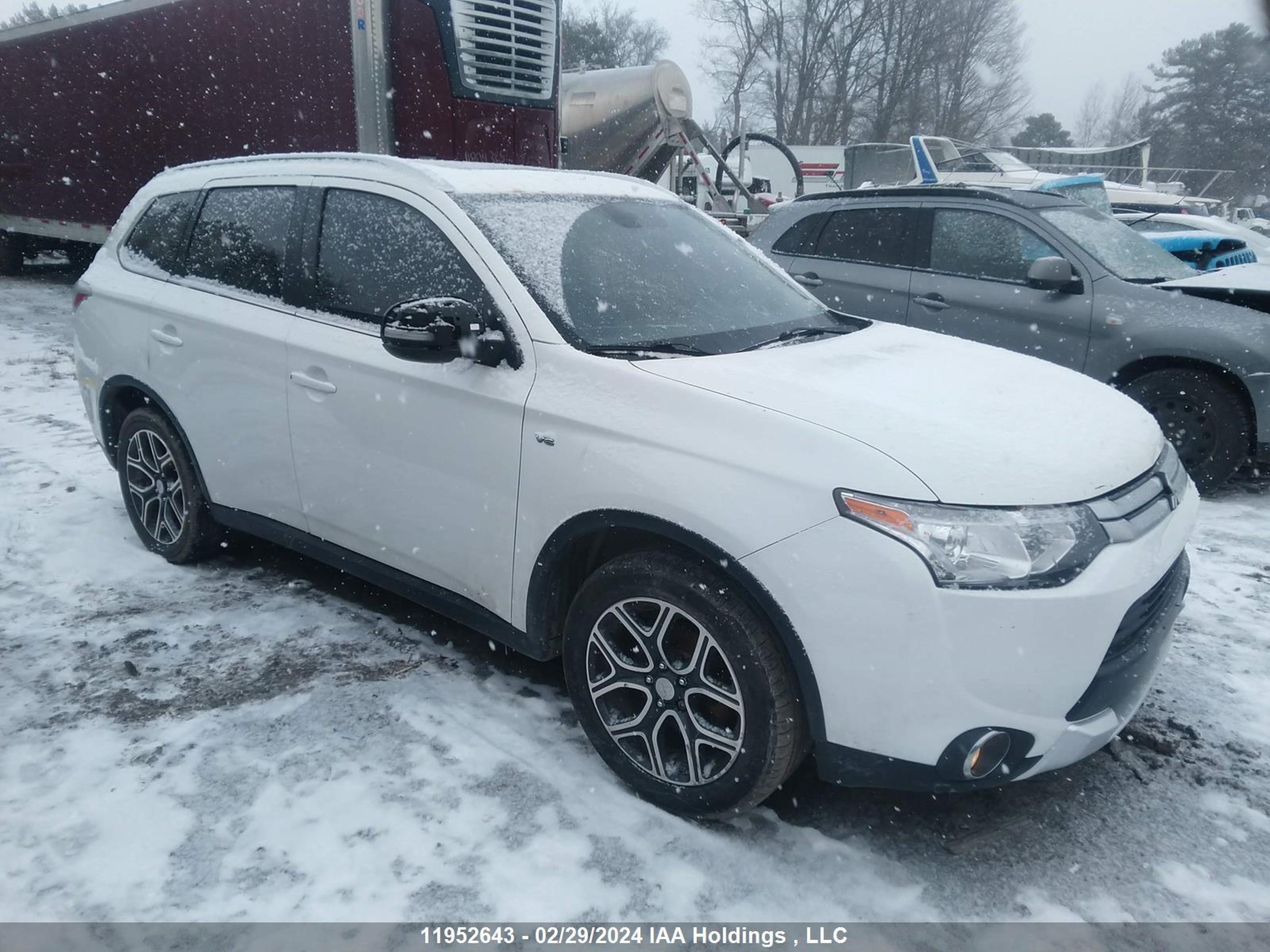 MITSUBISHI OUTLANDER 2015 ja4jz4ax9fz601743