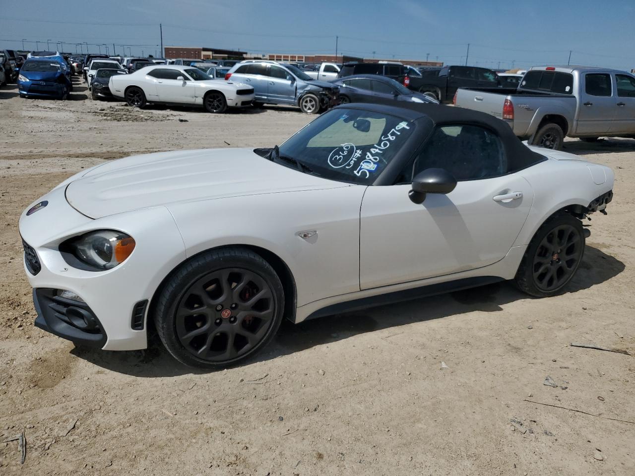 FIAT 124 SPIDER 2018 jc1nfaek0j0136843