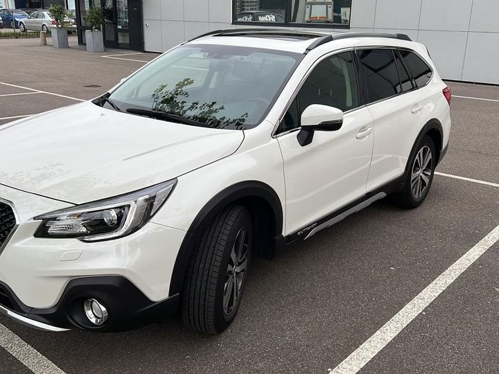 SUBARU OUTBACK 2018 jf1bs9lc2jg151174