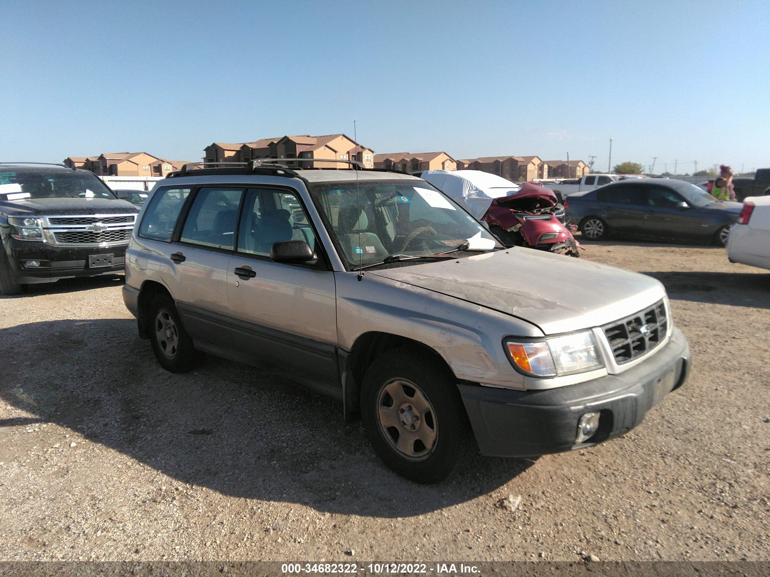 SUBARU FORESTER 1999 jf1sf6350xh708266