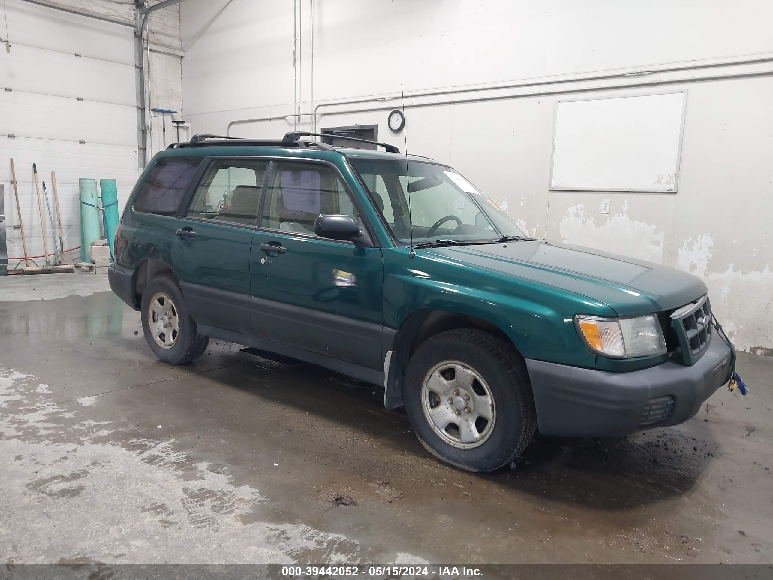 SUBARU FORESTER 1999 jf1sf6355xh716900