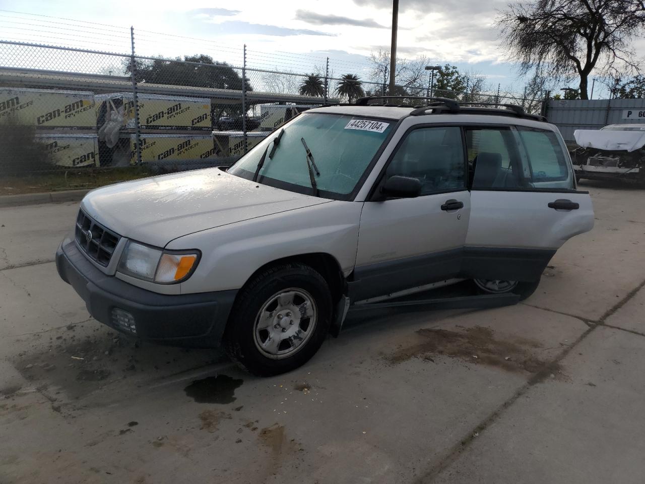 SUBARU FORESTER 1999 jf1sf6358xh722836