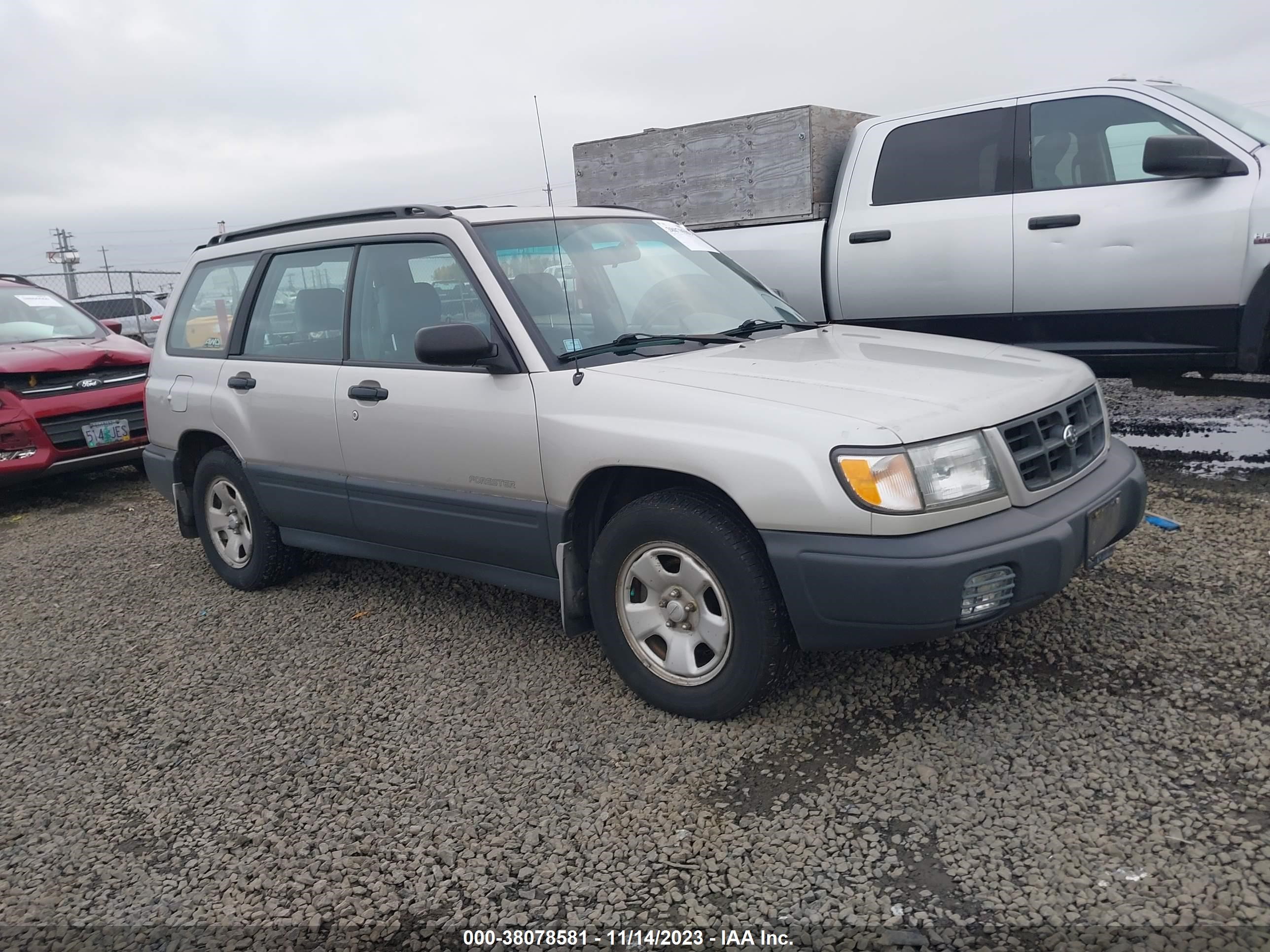 SUBARU FORESTER 1999 jf1sf6359xg709714