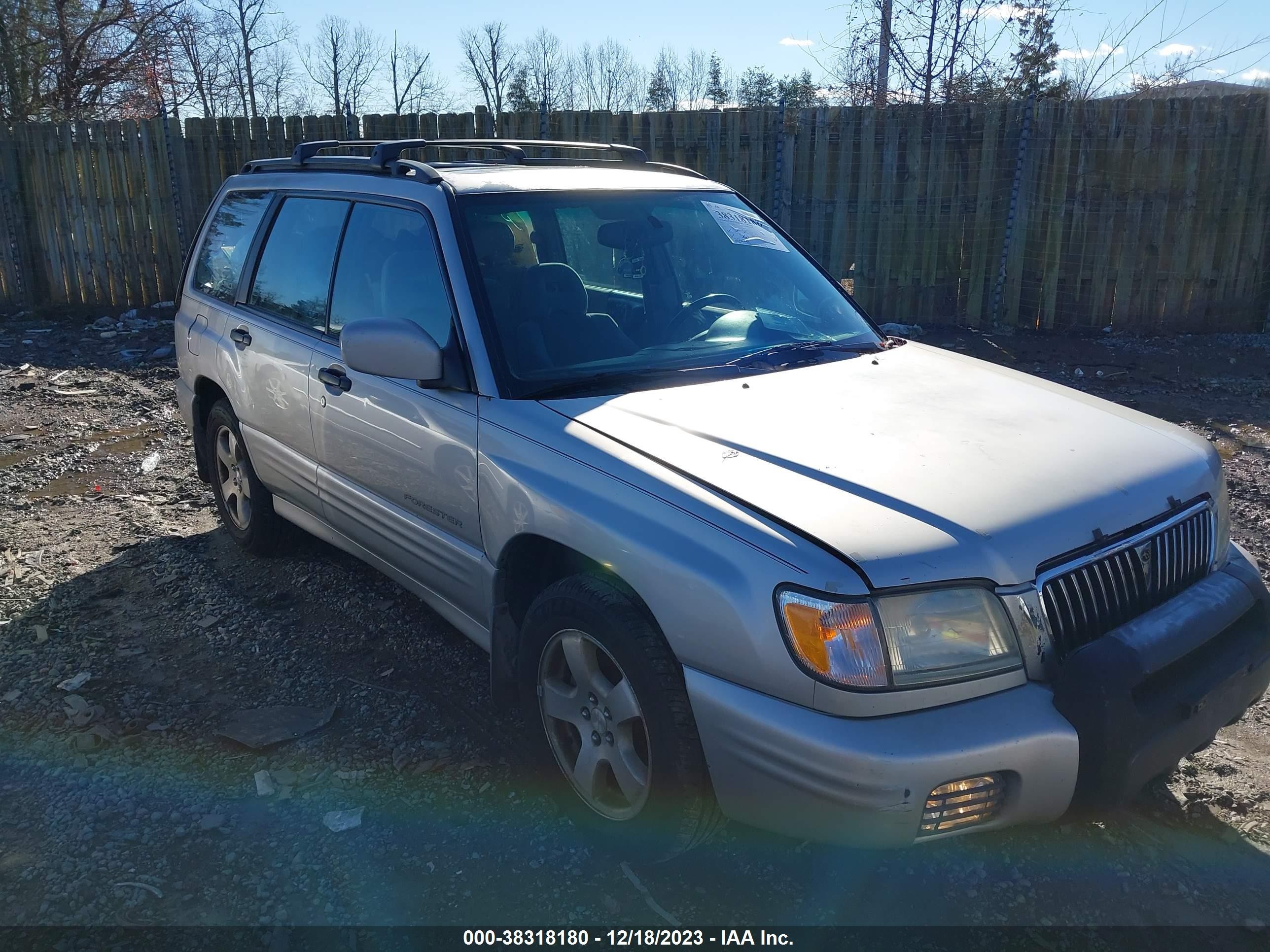 SUBARU FORESTER 2001 jf1sf65631h746958