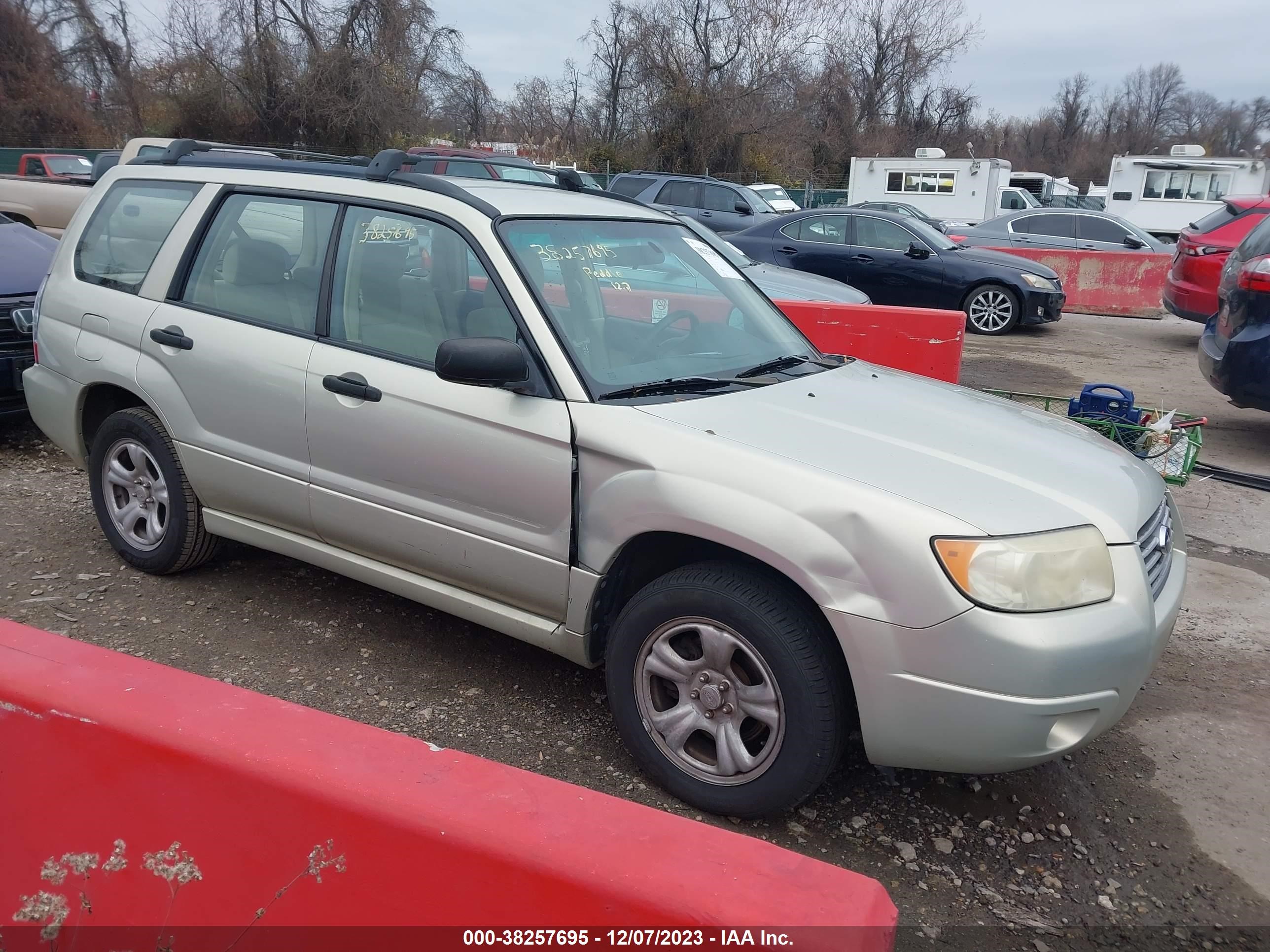 SUBARU FORESTER 2006 jf1sg63626h759367