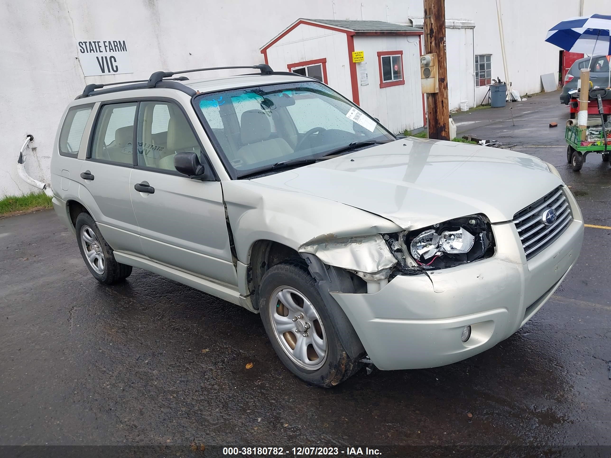 SUBARU FORESTER 2006 jf1sg63696g757279