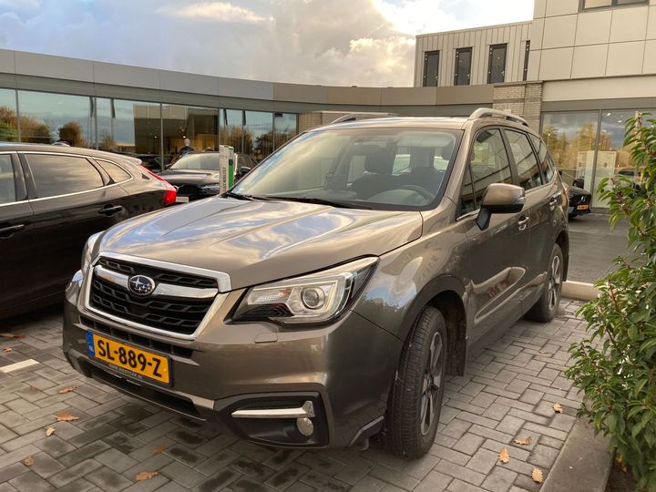 SUBARU FORESTER 2018 jf1sj5lc5jg384985