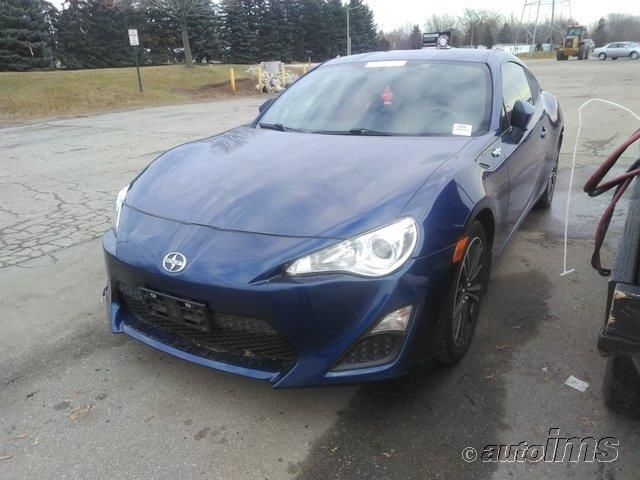 SCION FR-S 2013 jf1znaa15d1713259