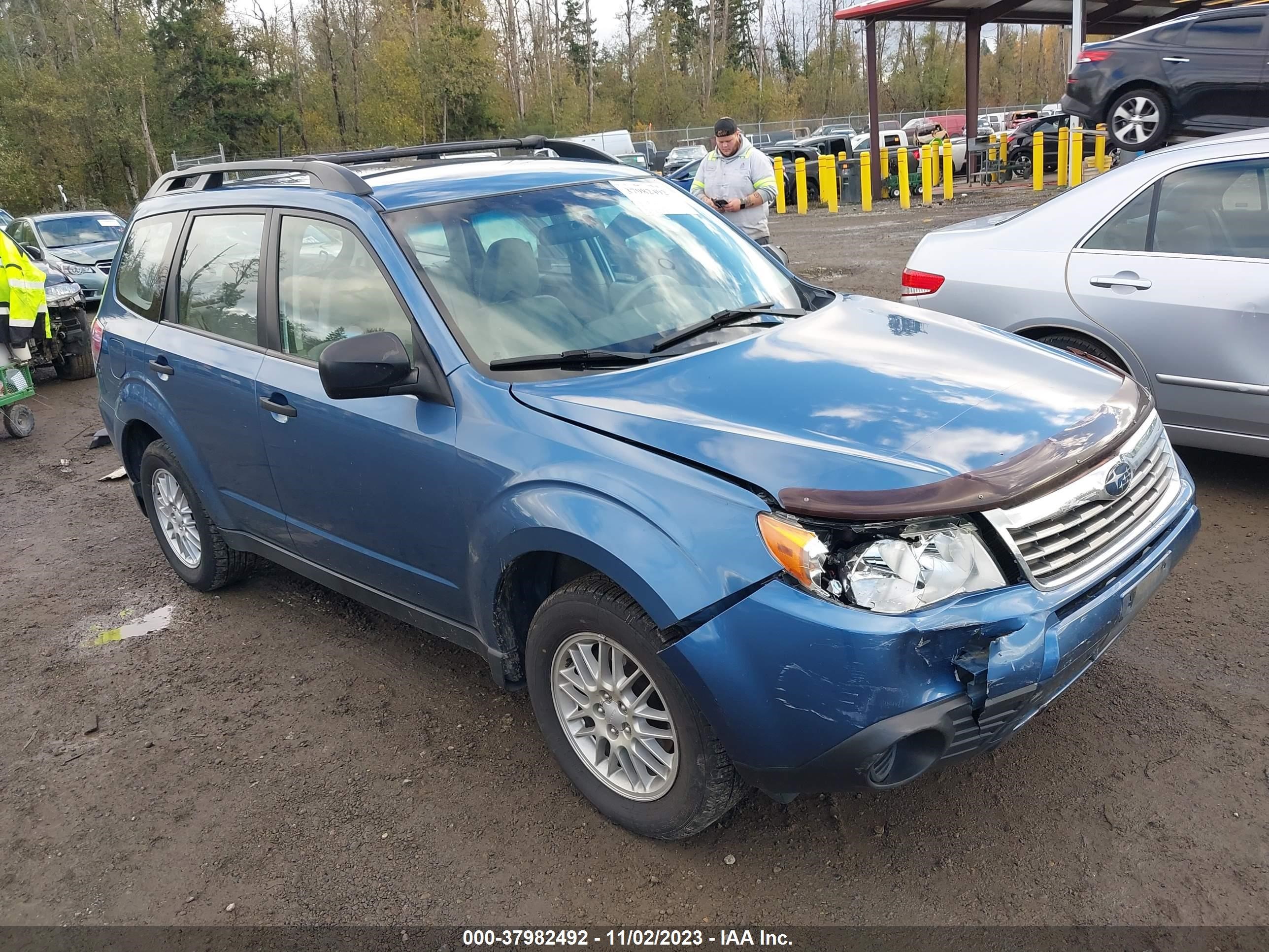 SUBARU FORESTER 2009 jf2sh61629g719005