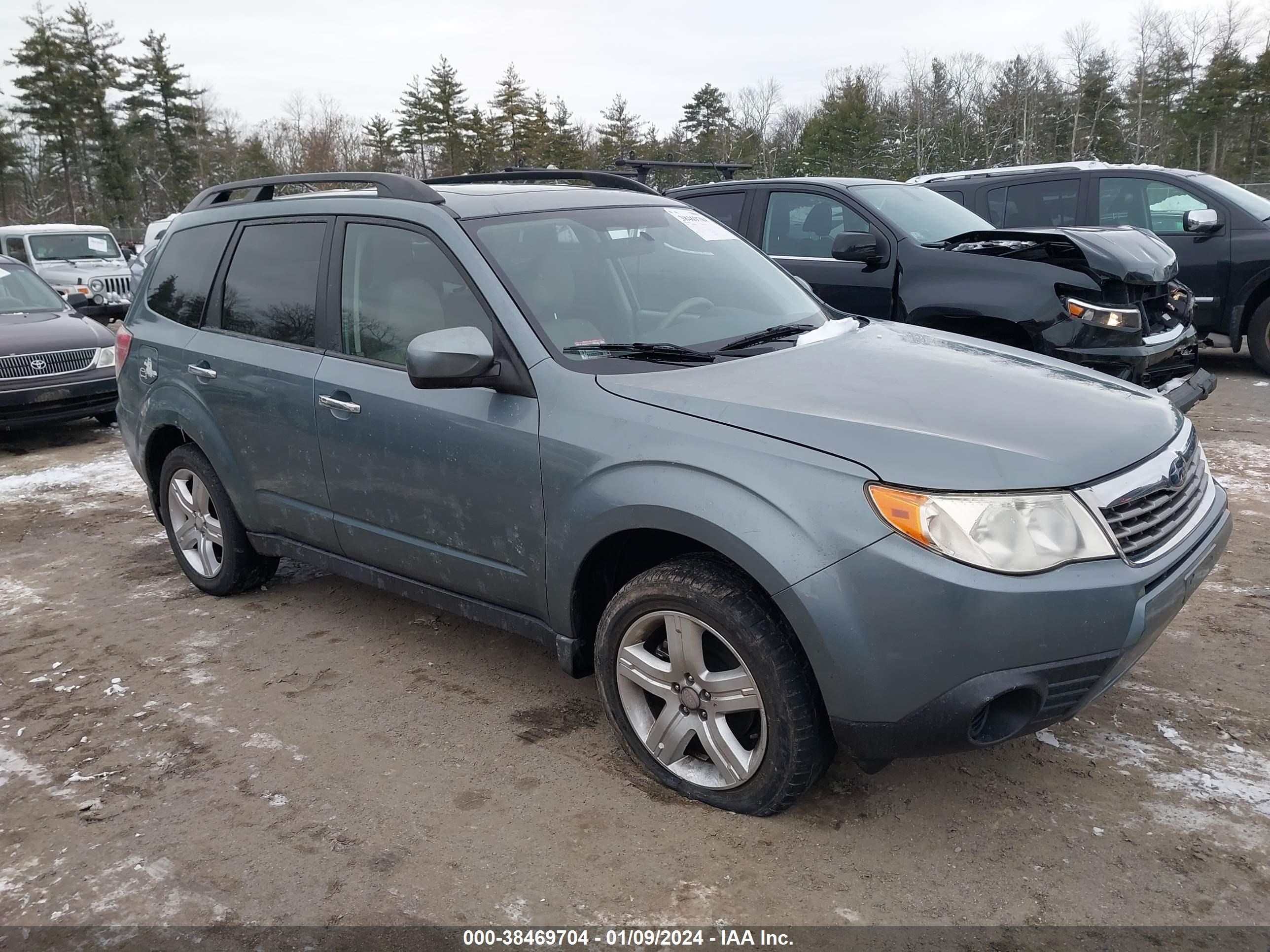 SUBARU FORESTER 2009 jf2sh63639h703175