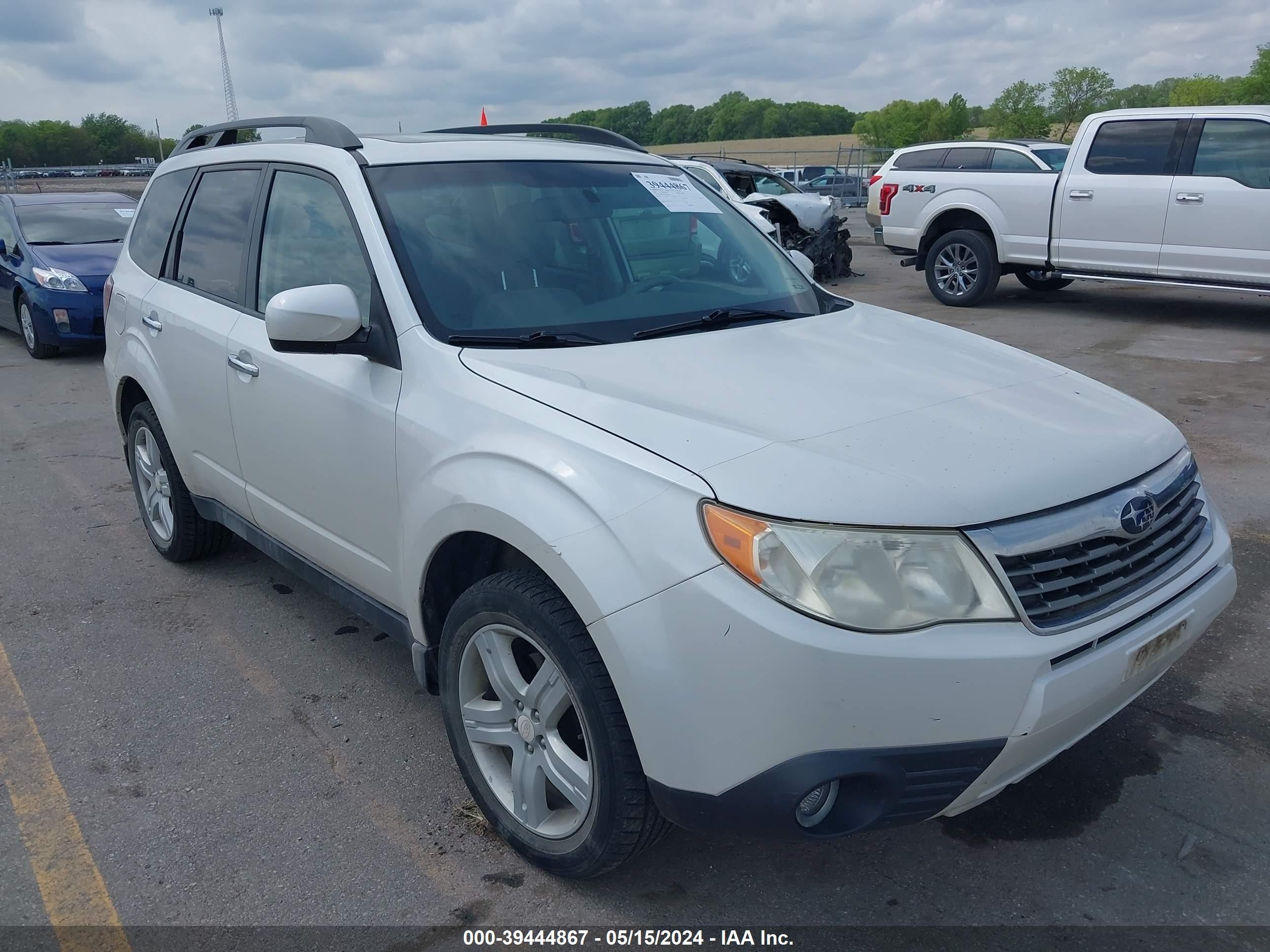 SUBARU FORESTER 2009 jf2sh63679h762388