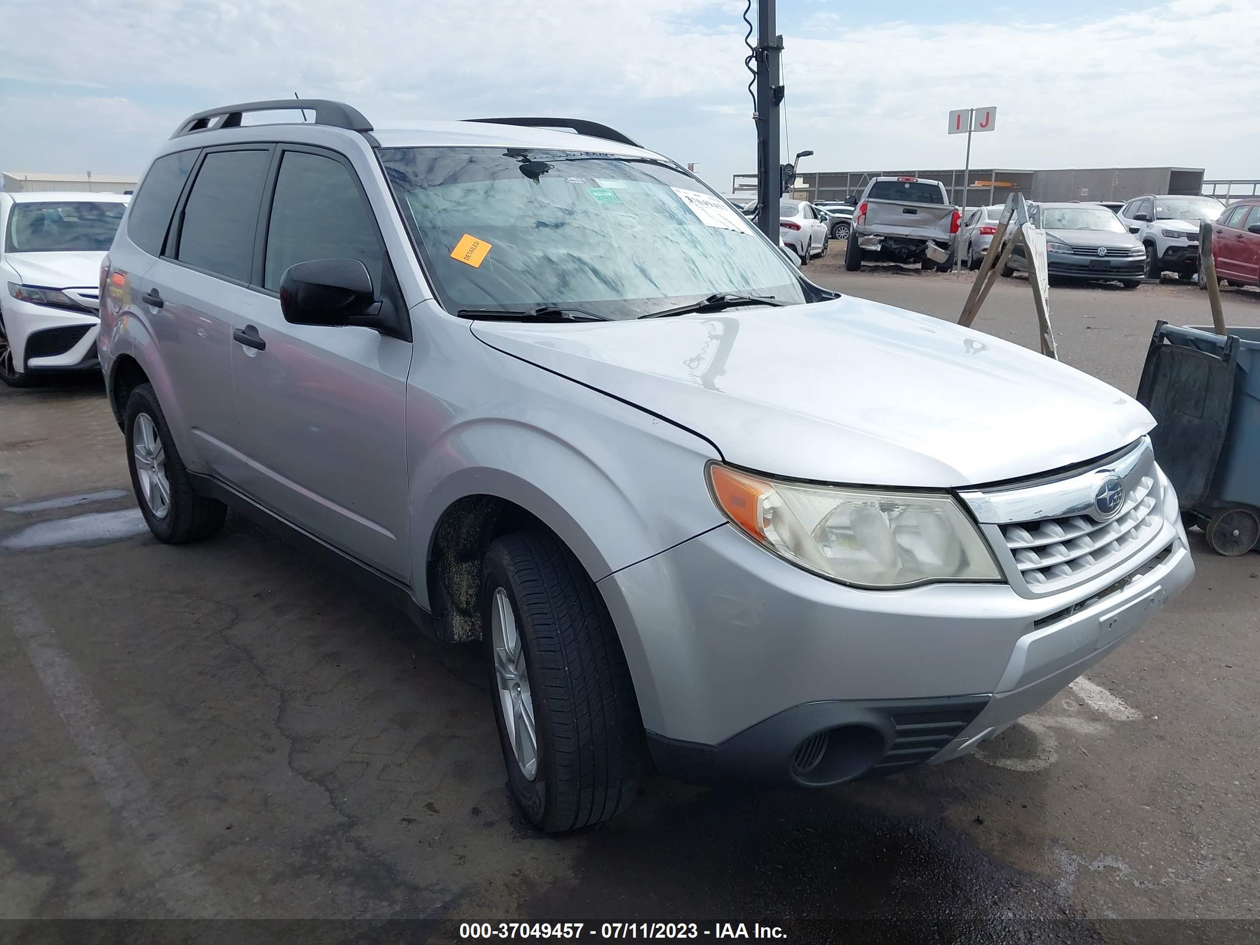 SUBARU FORESTER 2011 jf2shabc4bh701886