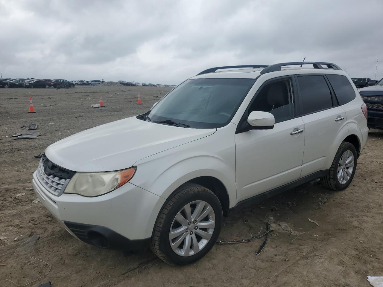 SUBARU FORESTER 2013 jf2shadc7dh403008