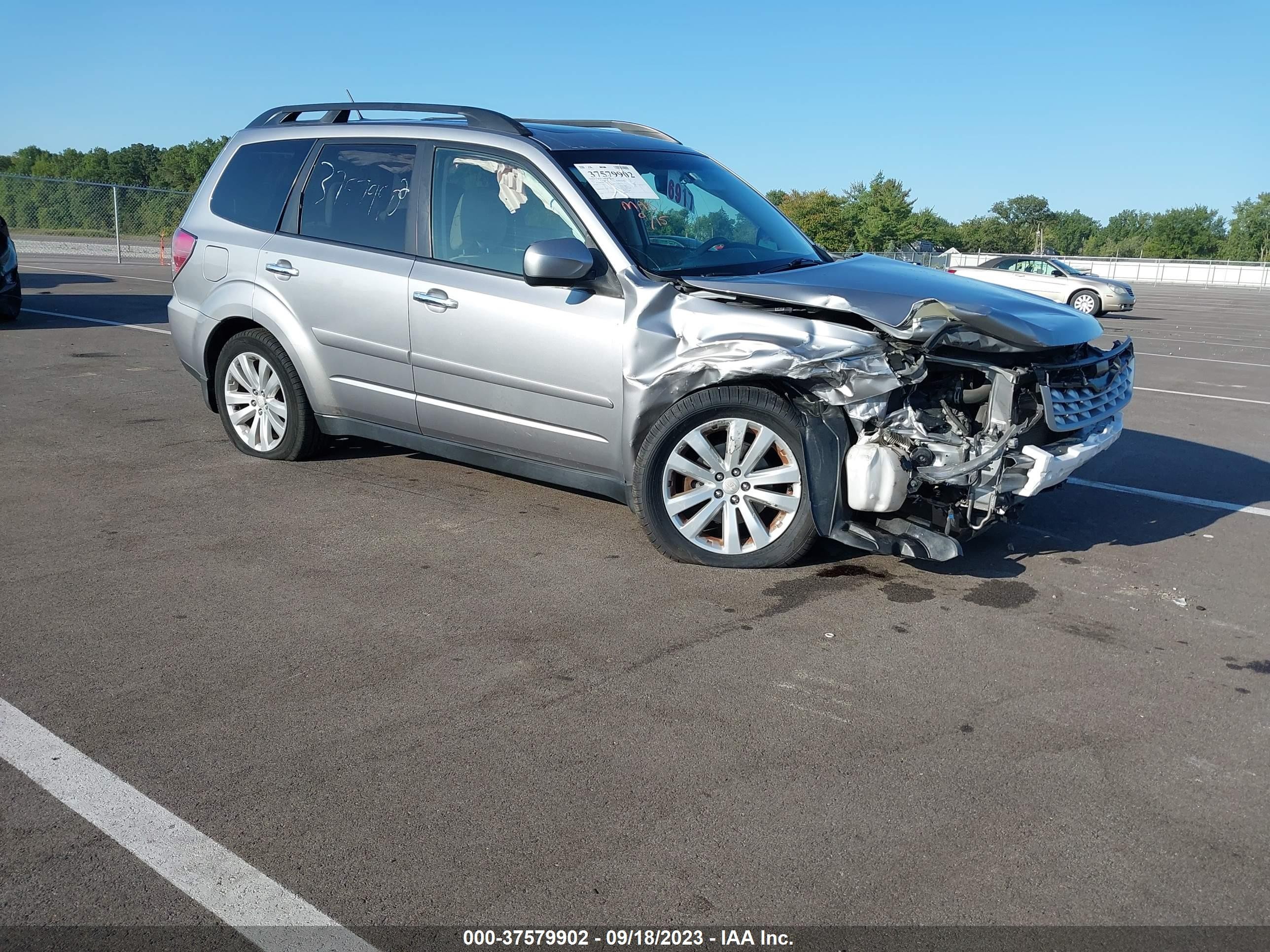 SUBARU FORESTER 2011 jf2shbdc8bh715826