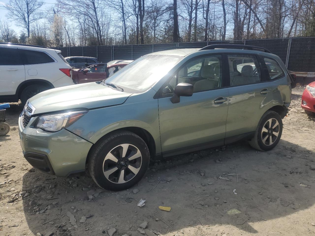 SUBARU FORESTER 2017 jf2sjabc1hh490949