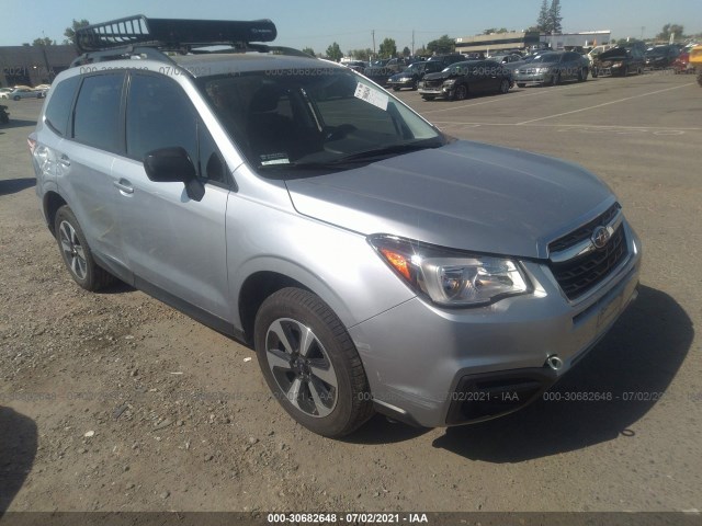 SUBARU FORESTER 2018 jf2sjabc1jh596307