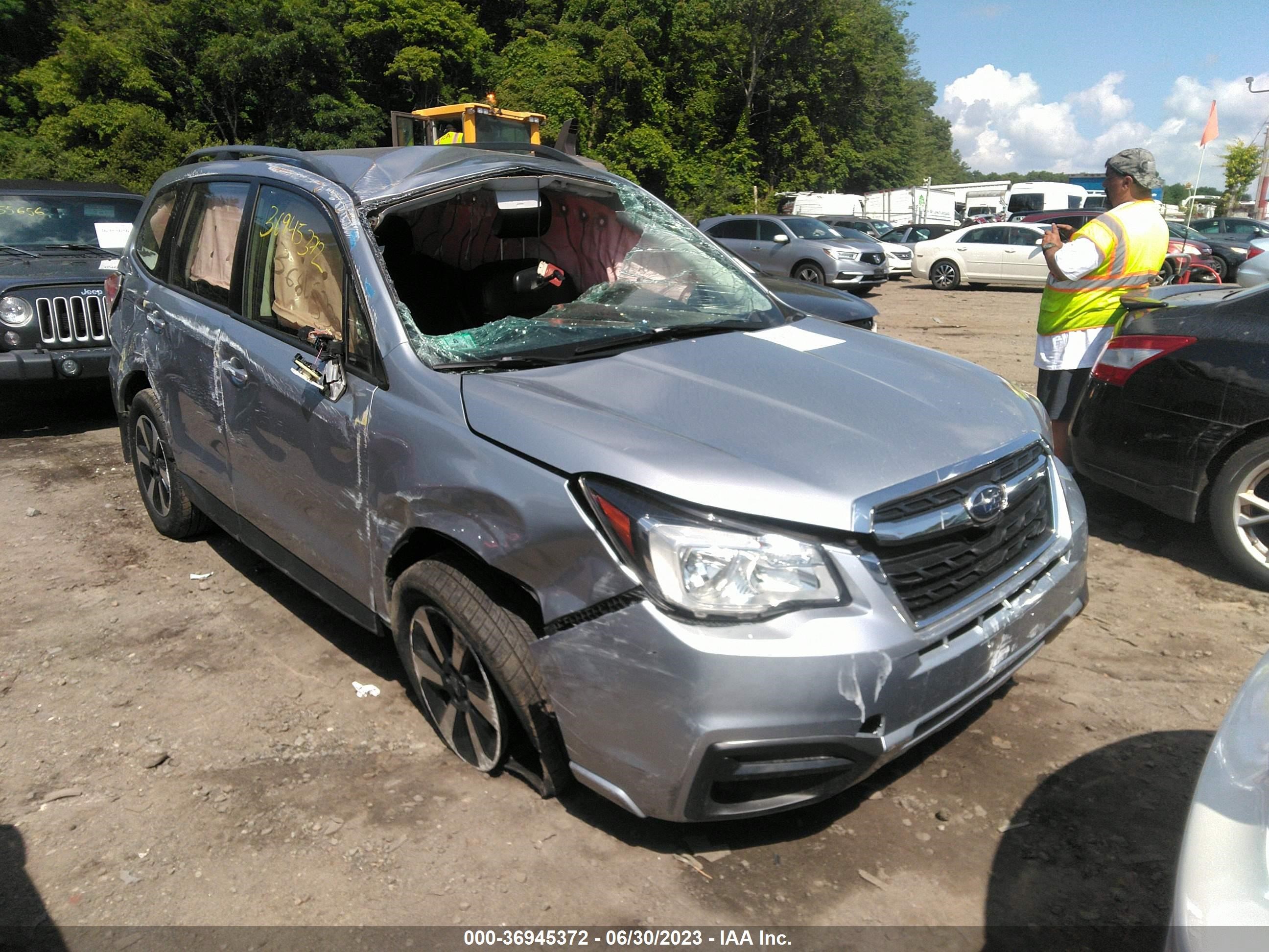 SUBARU FORESTER 2017 jf2sjabc3hh410339