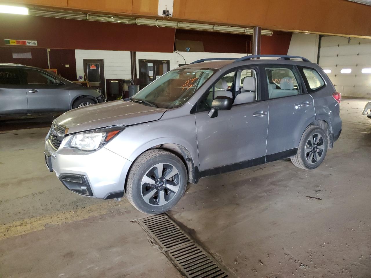 SUBARU FORESTER 2017 jf2sjabc5hh560369