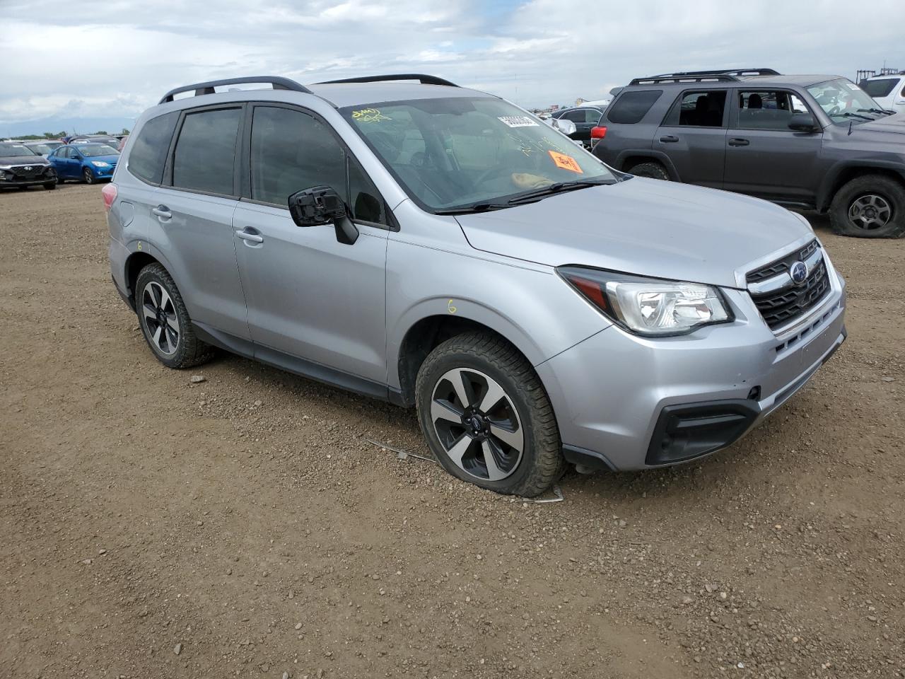 SUBARU FORESTER 2018 jf2sjabcxjh552371