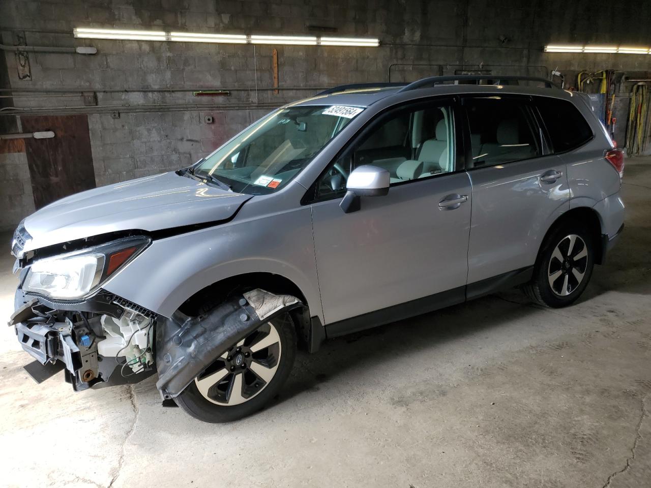 SUBARU FORESTER 2018 jf2sjadc1jh559285