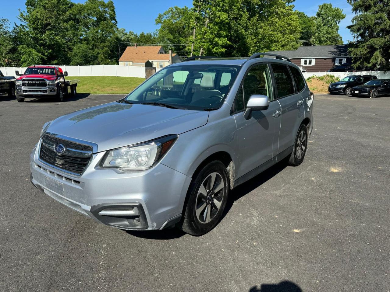 SUBARU FORESTER 2017 jf2sjadcxjh509159