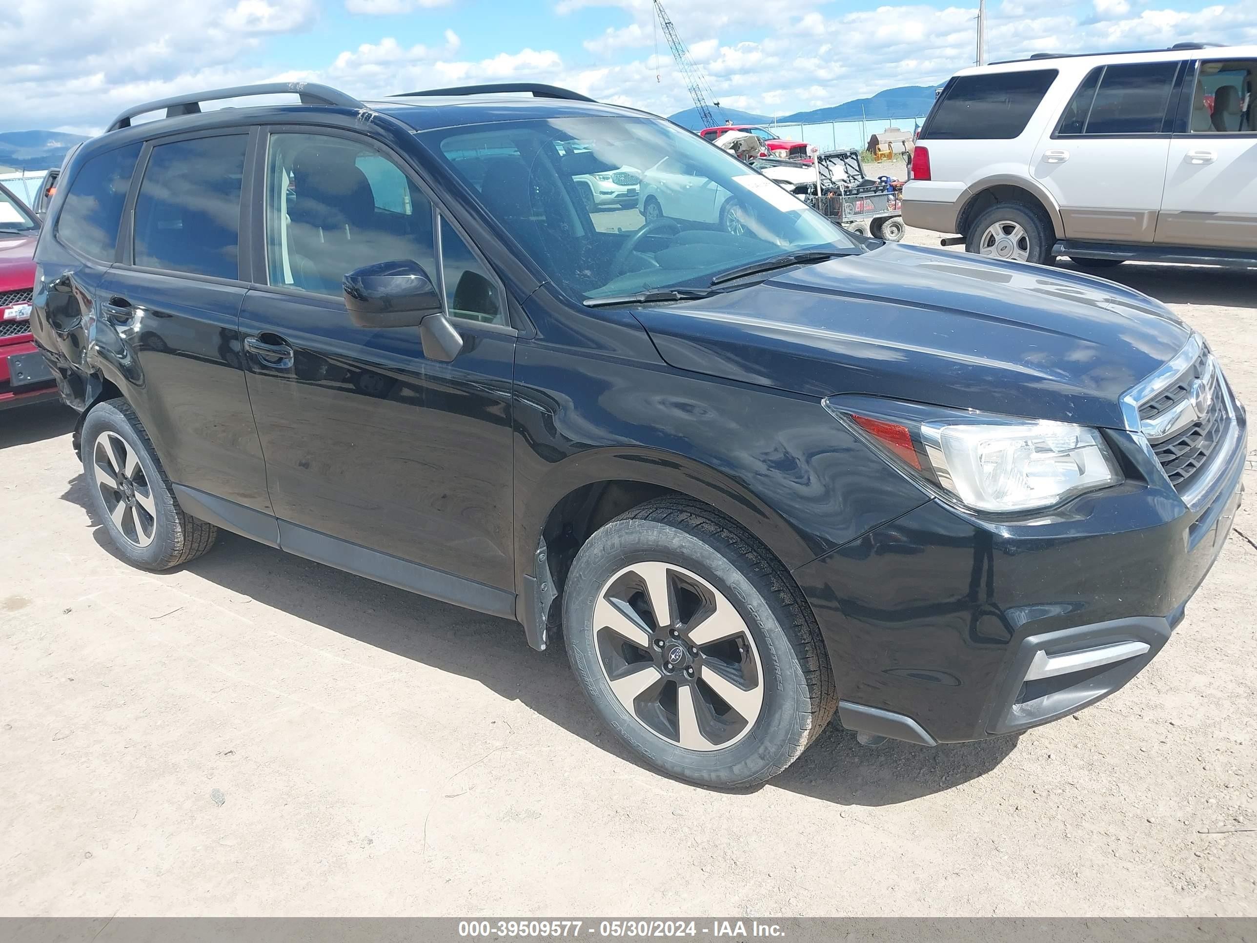 SUBARU FORESTER 2018 jf2sjaec1jh454356