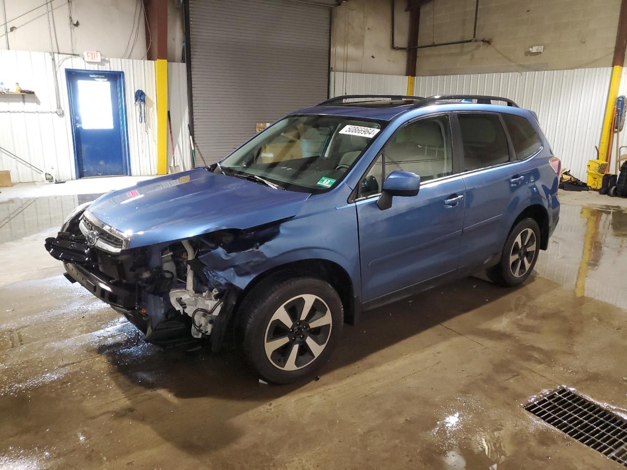 SUBARU FORESTER 2018 jf2sjaec2jh421947