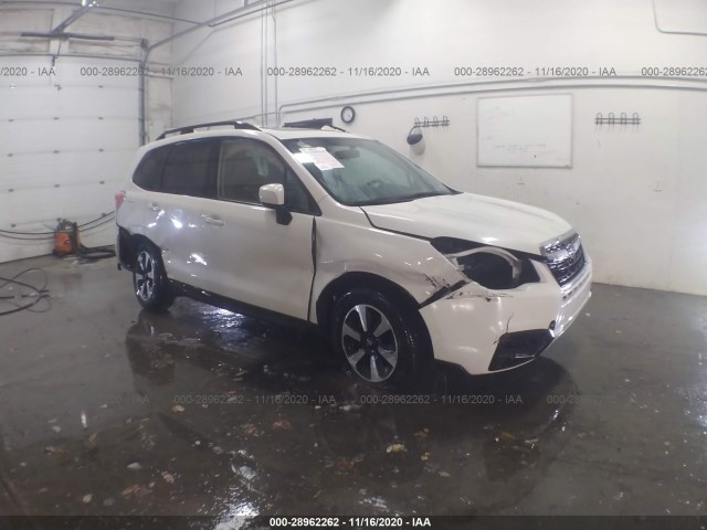 SUBARU FORESTER 2018 jf2sjaec3jh537691