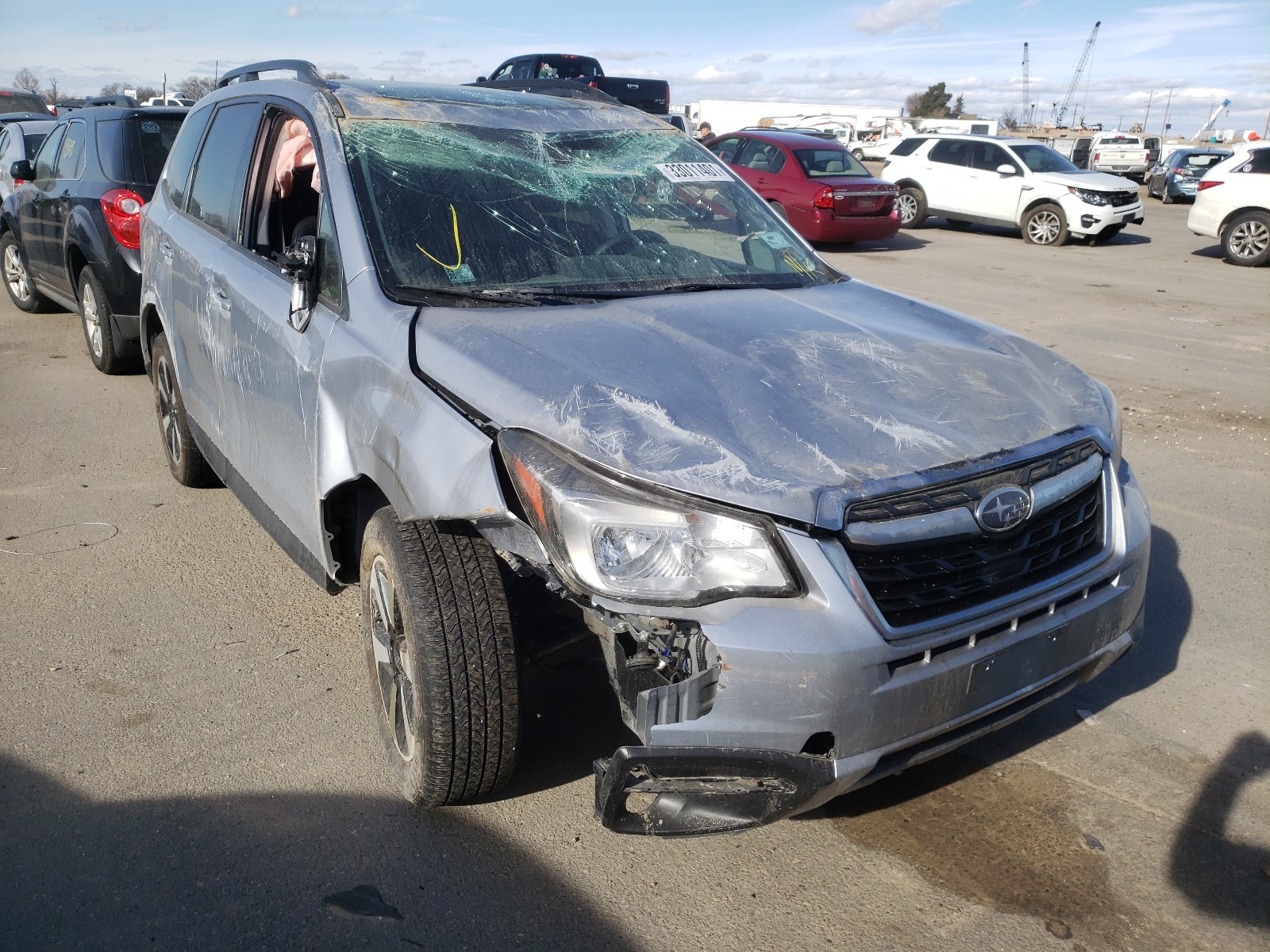 SUBARU FORESTER 2 2018 jf2sjagc1jh524175