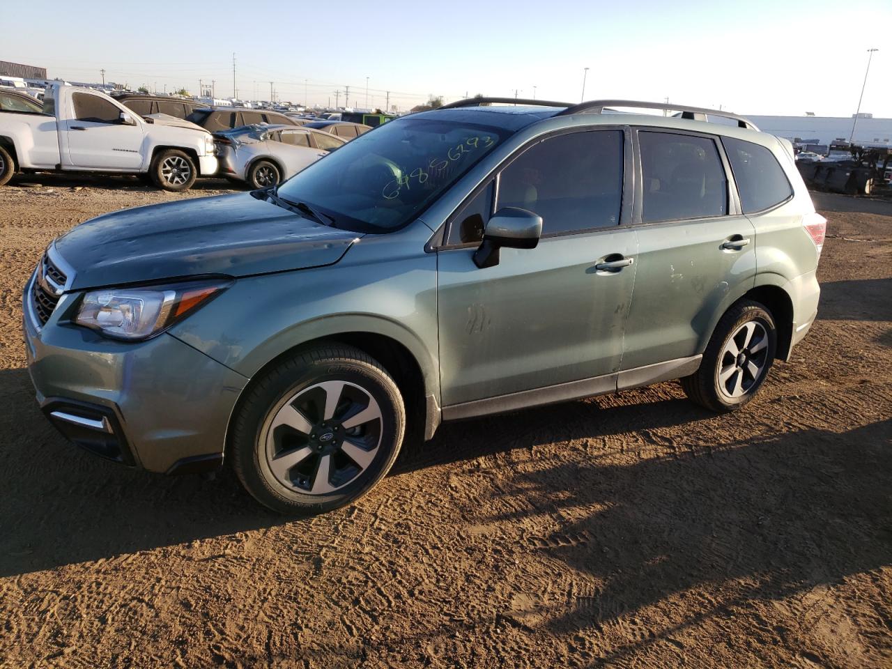 SUBARU FORESTER 2018 jf2sjagc2jh605394