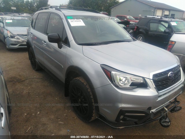 SUBARU FORESTER 2018 jf2sjagc4jh518760