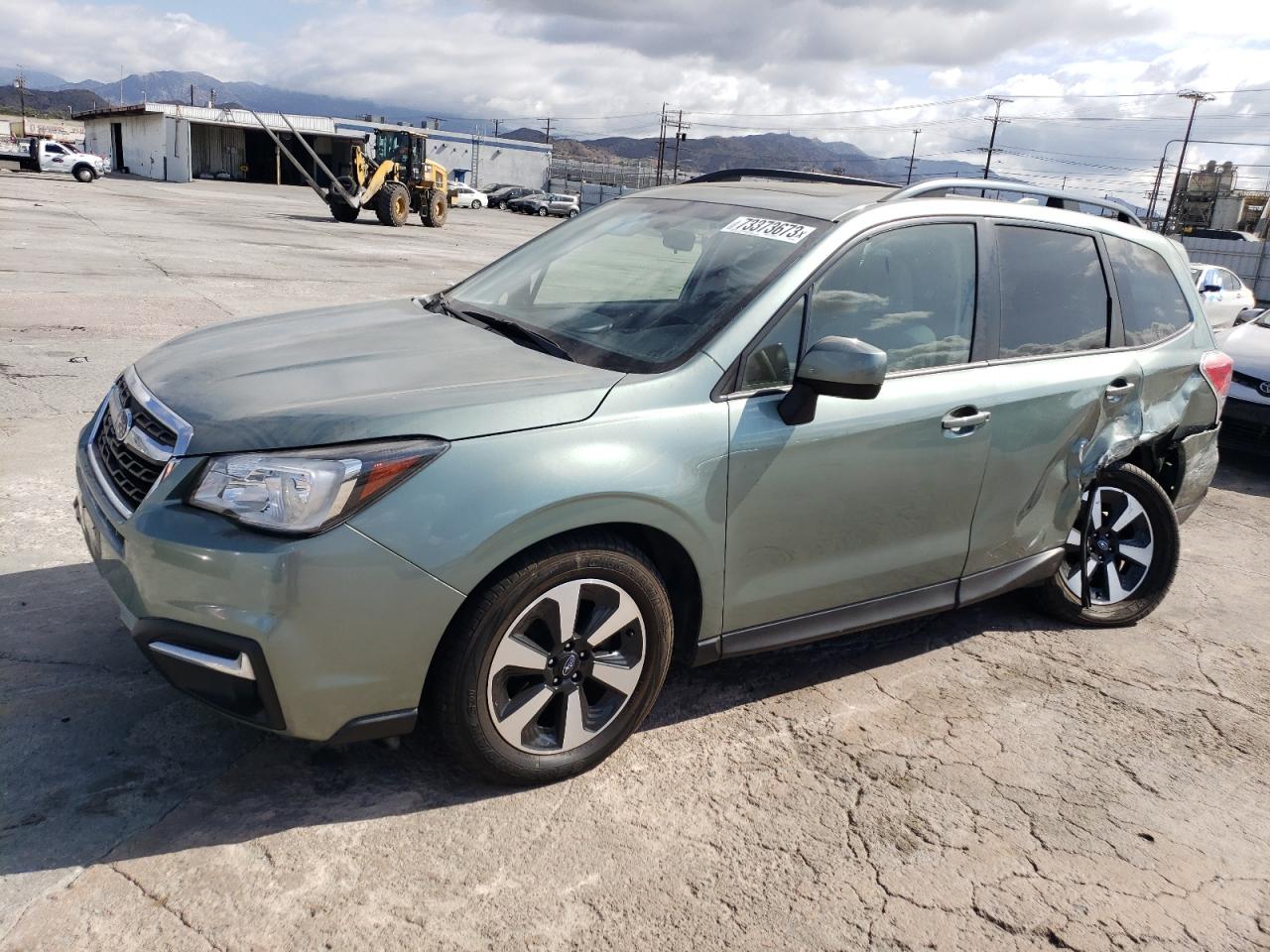 SUBARU FORESTER 2018 jf2sjagc5jh450064