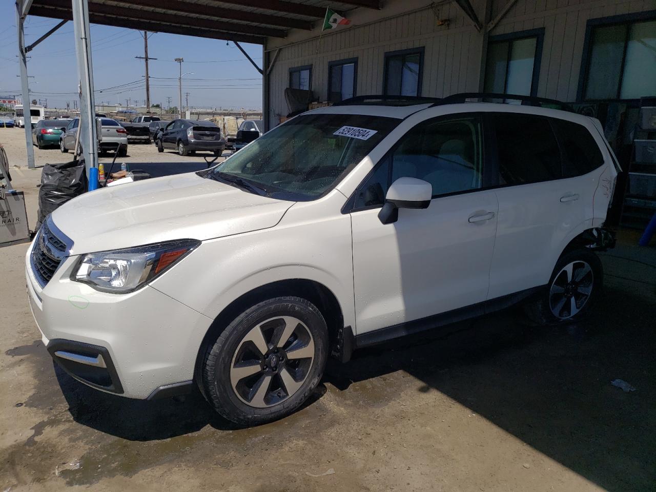 SUBARU FORESTER 2018 jf2sjagc5jh488846