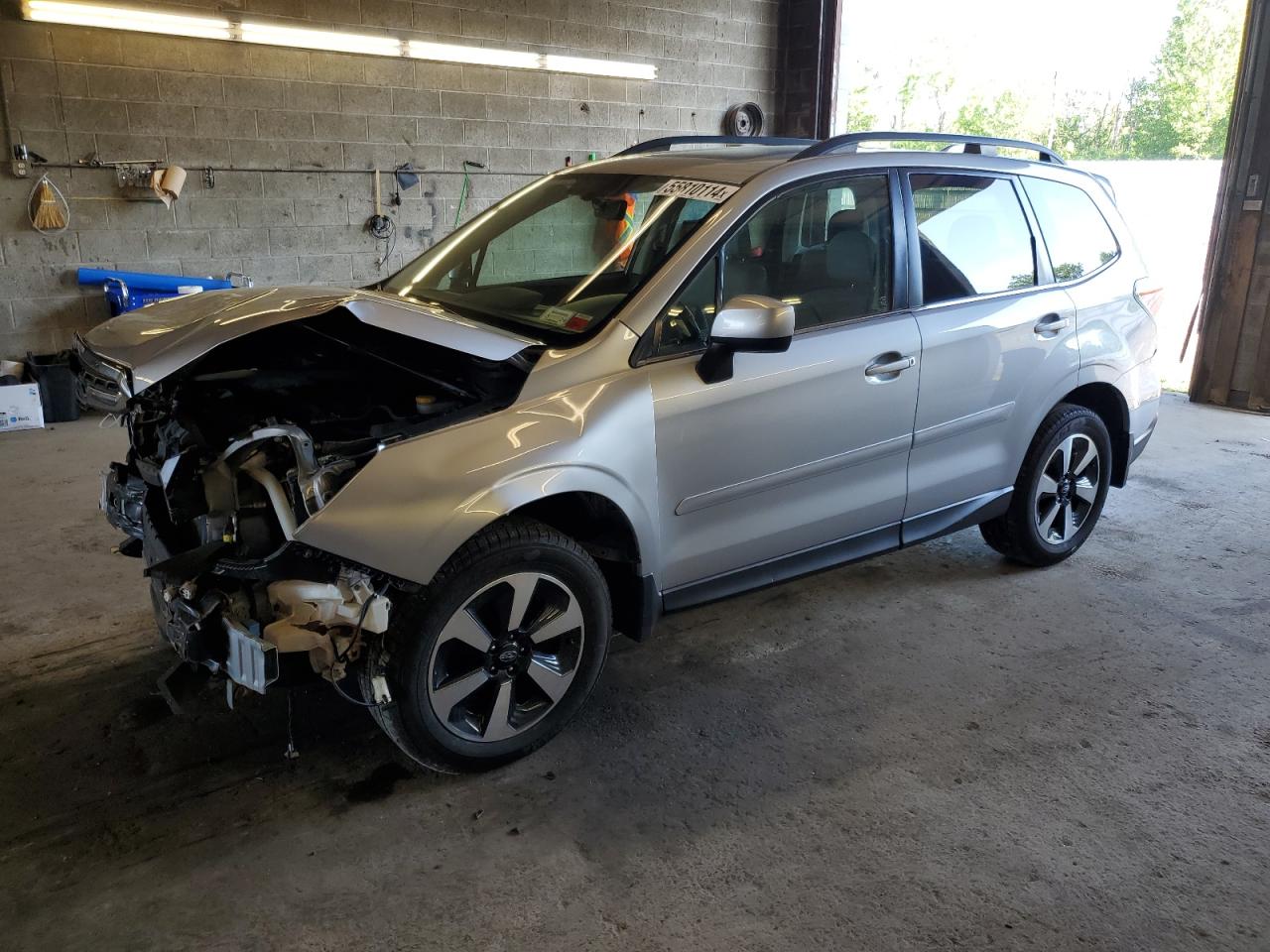 SUBARU FORESTER 2017 jf2sjajc2hh454639