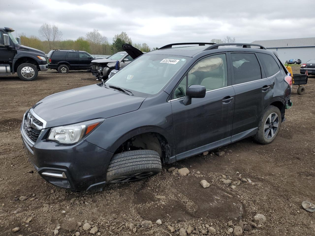 SUBARU FORESTER 2018 jf2sjalc3jh453616